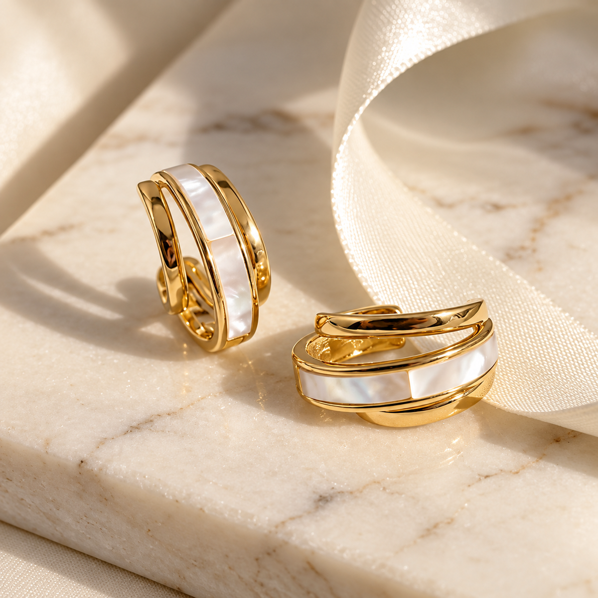 Claw Earrings